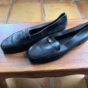 VINTAGE Italian Leather Jessica loafers size 6